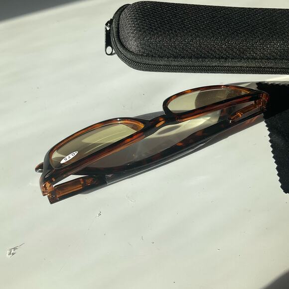 Minimalist Design Rectangle Anti-Blue Light MEN WOMEN Reading Glasses +0.75 - Picture 4 of 5